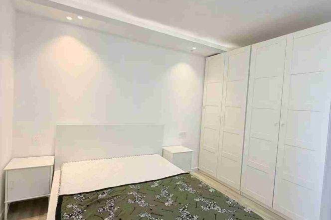 High-Floor 1BR Apartment near Zhongshan Park