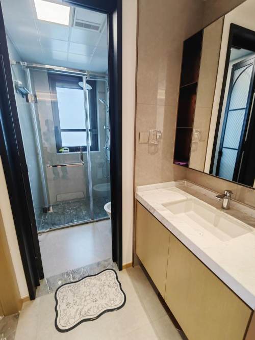 Housing image — Bathroom