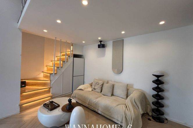 1BR Lane House in Old Xuhui with Terrace (L1/L7)