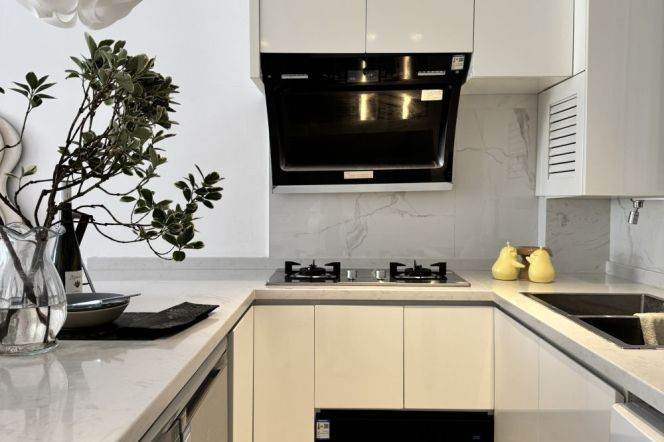 1BR Lane House in Gubei (L10)