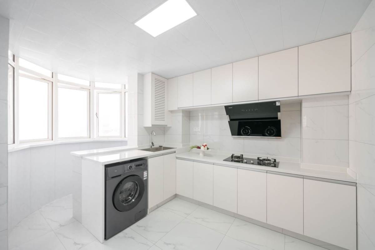 Housing image — Kitchen