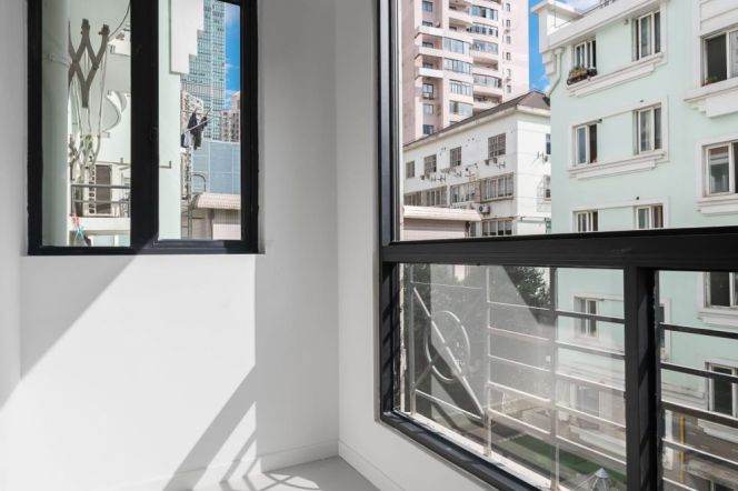 Modern Bright 2BR Apartment in Jing'an (L2/L12/L13)