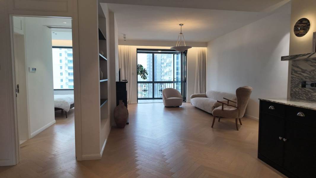 Housing image — Living Room