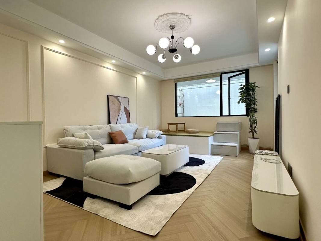 Housing image — Living Room