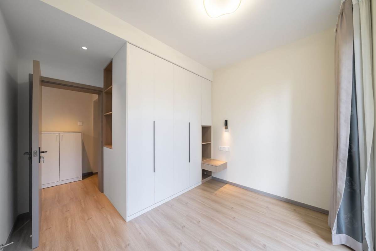 Housing image — Bedroom