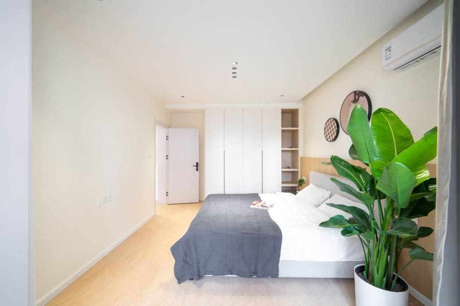Housing image — Bedroom