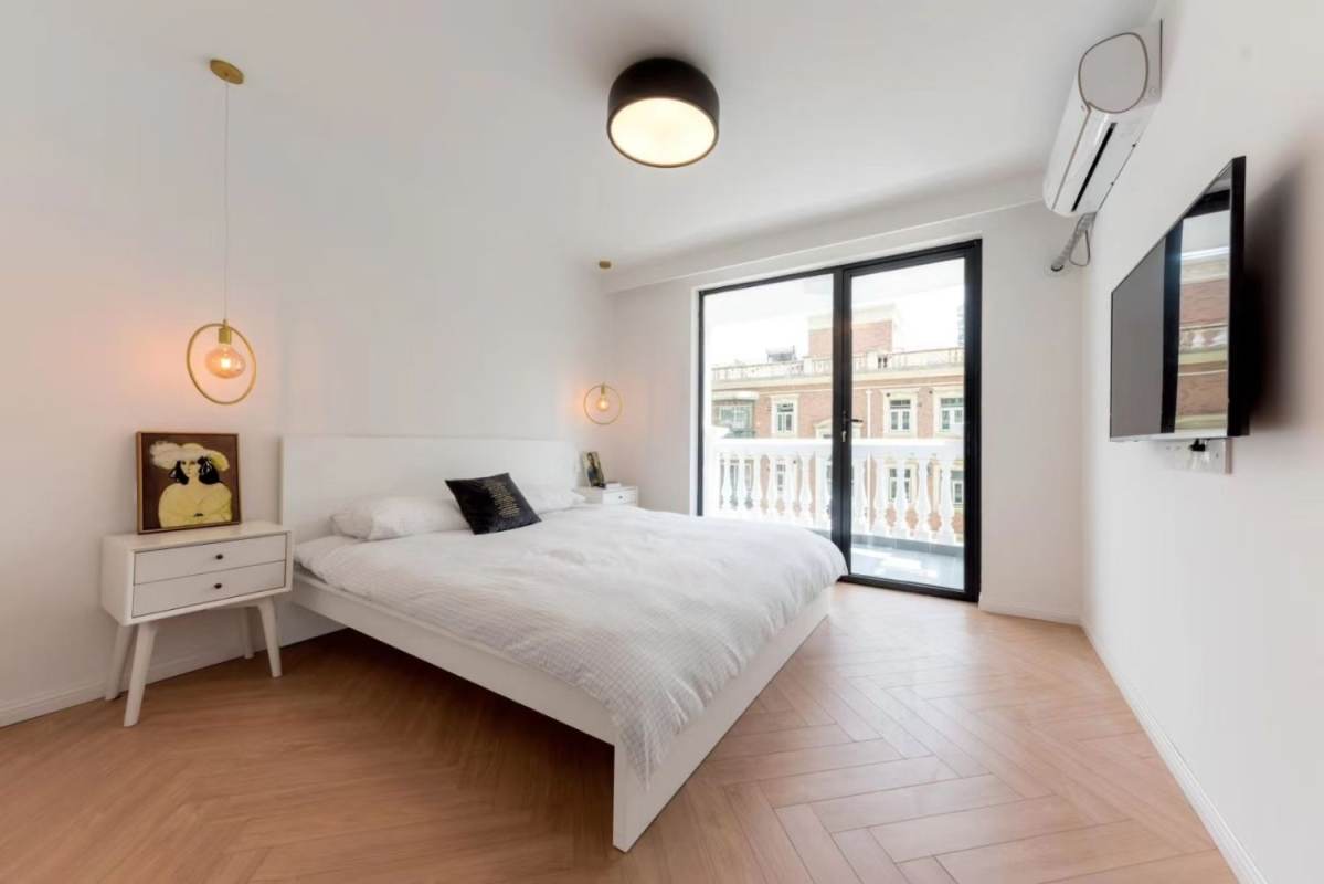 Housing image — Bedroom