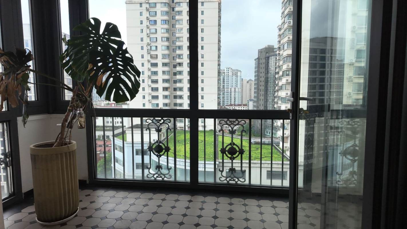 Housing image — Balcony
