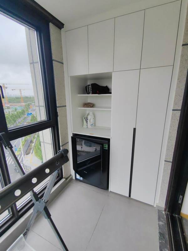 Housing image — Balcony
