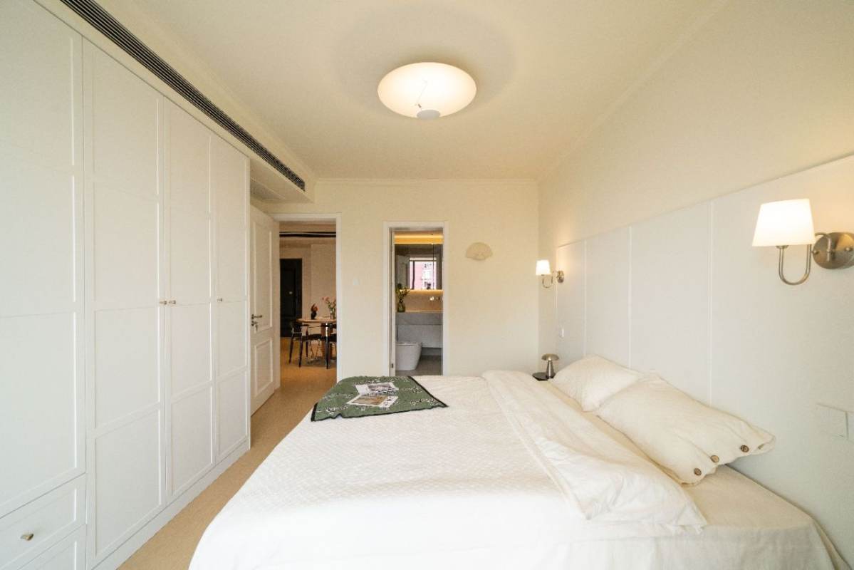Housing image — Bedroom