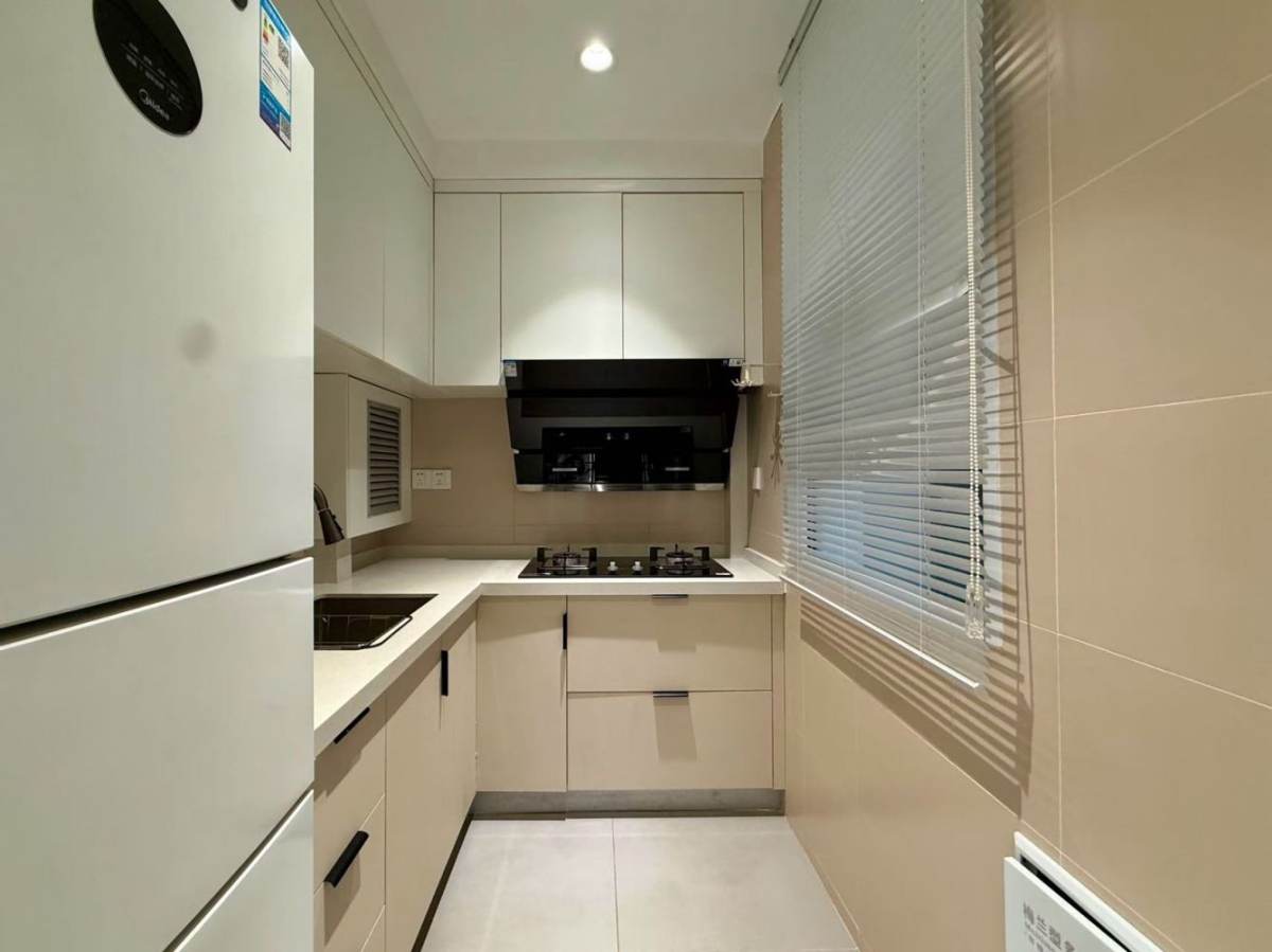 Housing image — Kitchen