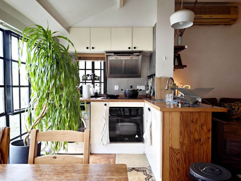 Housing image — Kitchen