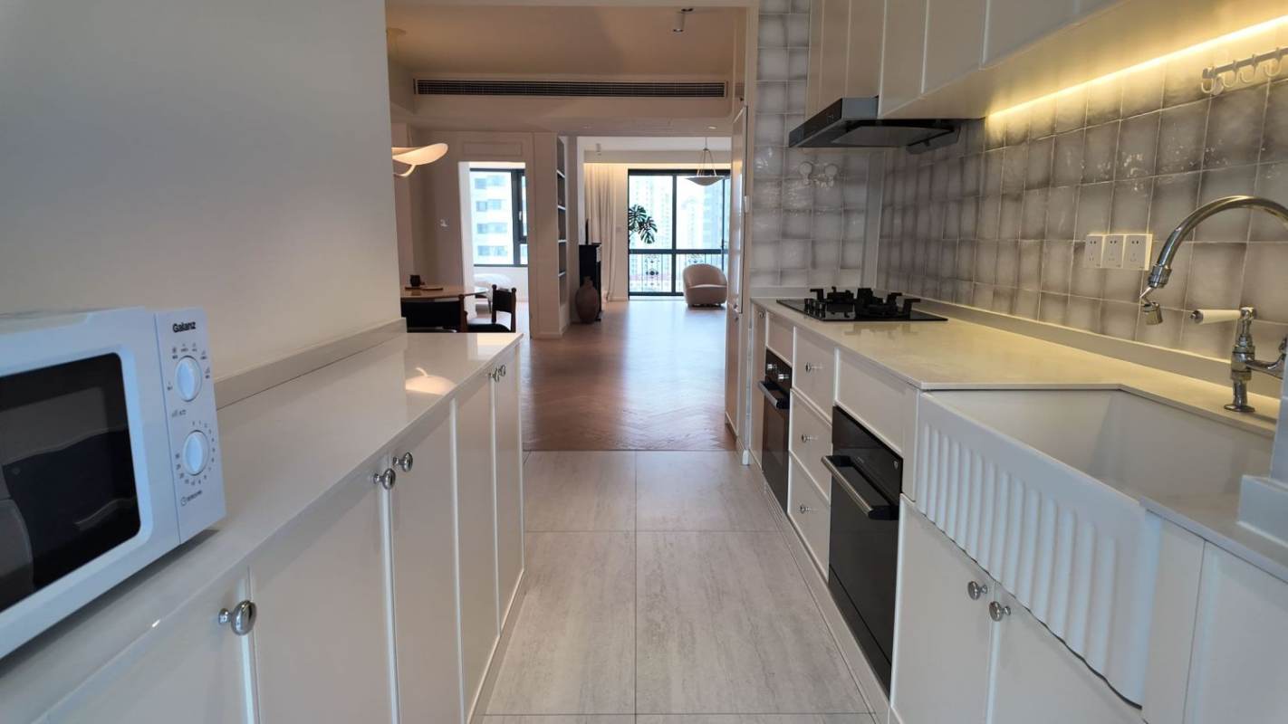 Housing image — Kitchen