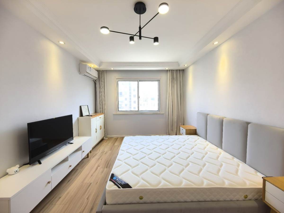 Housing image — Bedroom