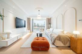 Spacious 2BR Apartment in Jing'an (L2/L12/L13)