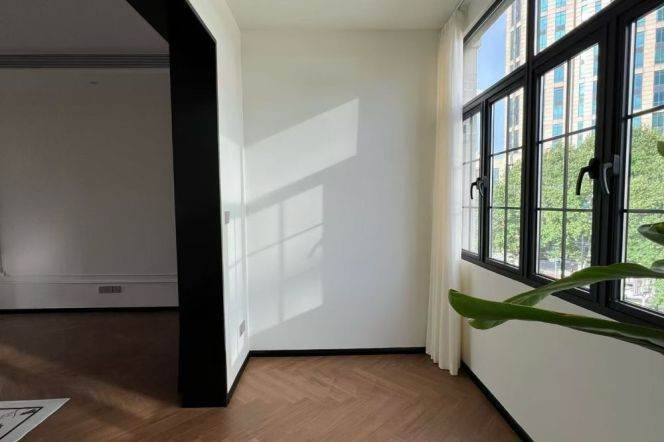 Spacious 2BR Apartment in Old Xuhui (L1/L7)