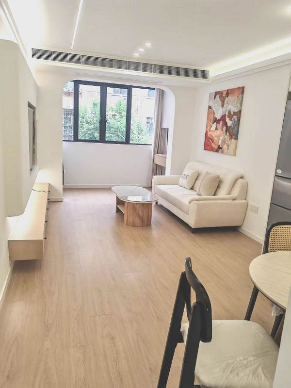Housing image — Living Room