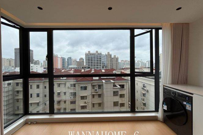 Spacious 2BR Apartment near Yishan Rd Metro (L3/L4/L9)
