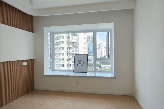 High-Floor Spacious 2BR Apartment at One Park Avenue