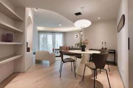 3BR Apartment near Jing'an Temple with Floor-to-Ceiling Windows