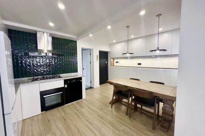 2BR Apartment near Shanghai Library with Green View (L1/L7/L9)