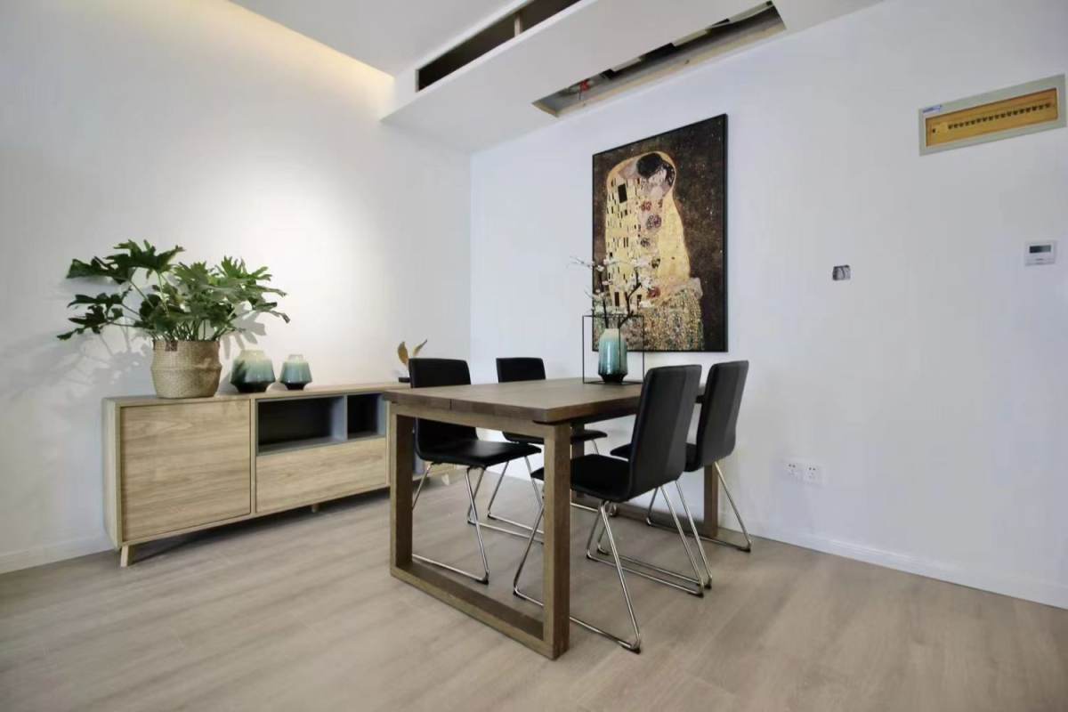 Housing image — Dining Area