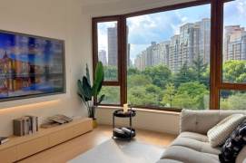 Spacious 2BR Apartment in Gubei (L10/L15)