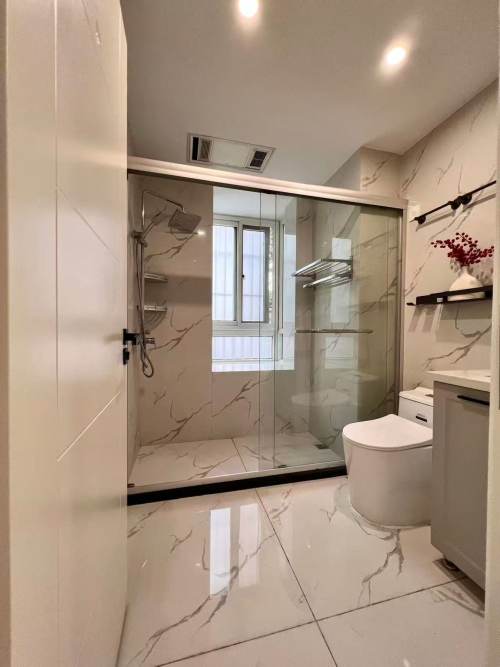 Housing image — Bathroom