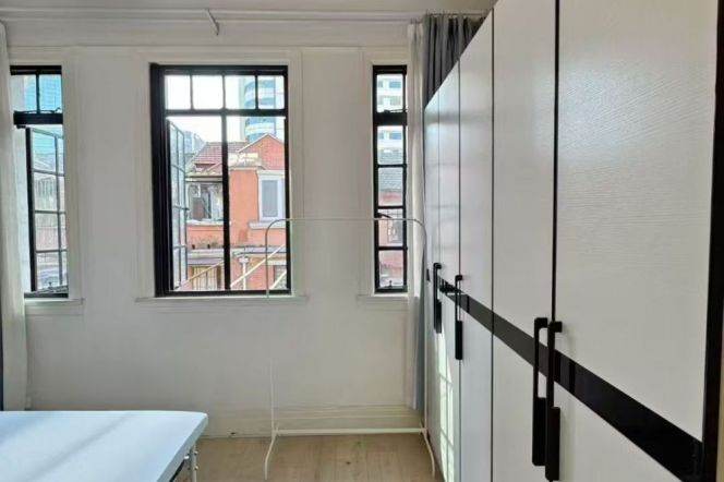 1BR Lane House in Jing'an (L2/L7/L14)