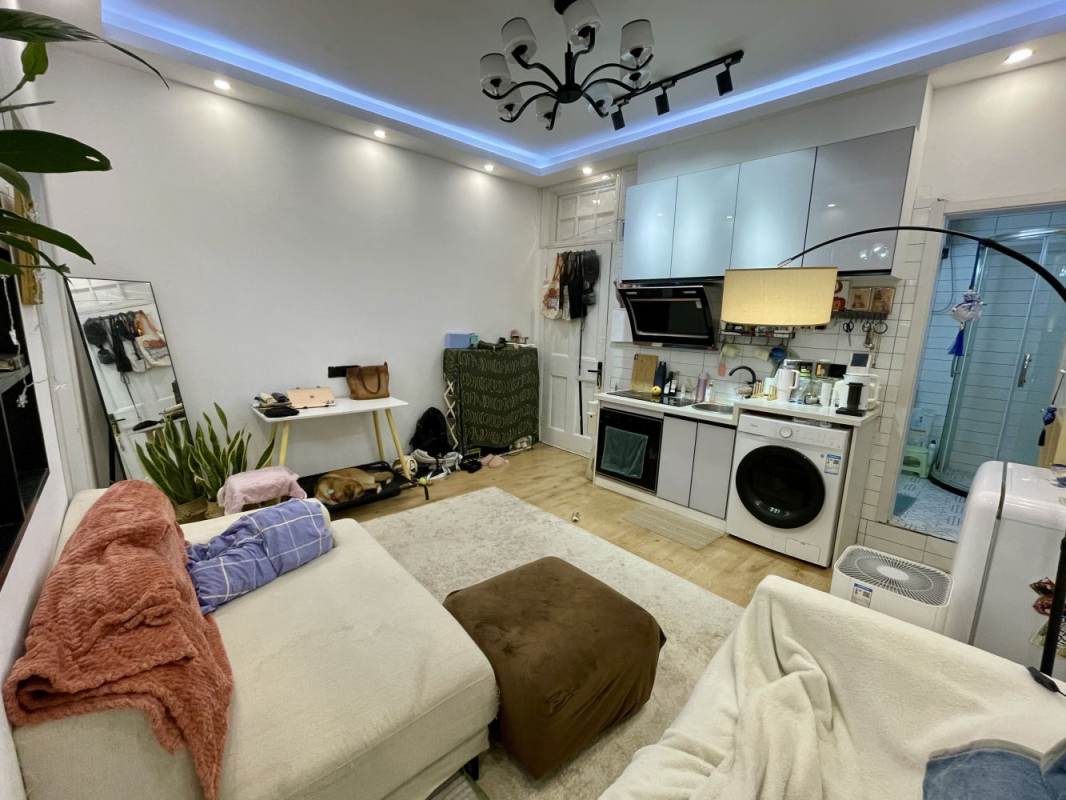 Housing image — Living Room