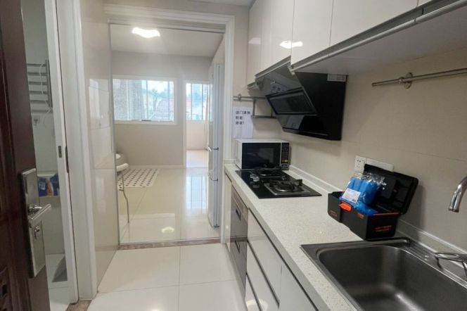 2BR Apartment in Old Xuhui