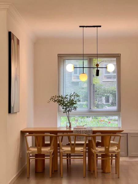 Housing image — Dining Area