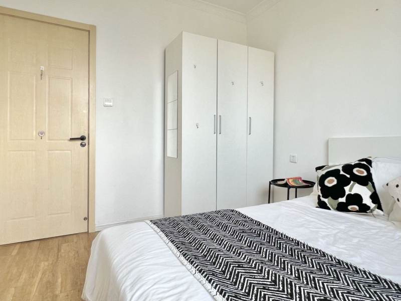 Housing image — Bedroom