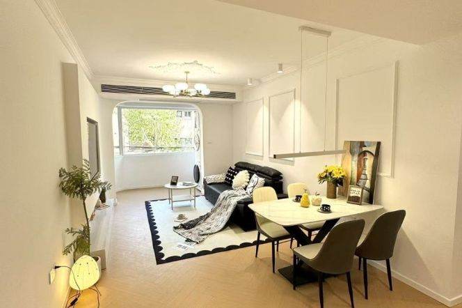 Spacious 1BR Apartment in Old Xuhui (L7/L9)