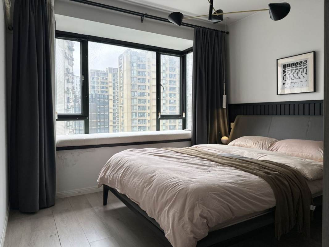 Housing image — Bedroom