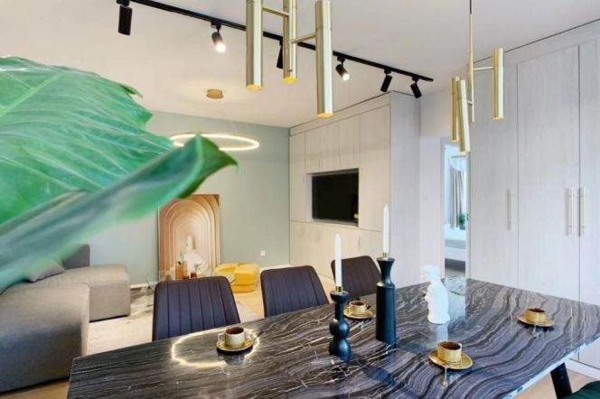 2BR Apartment near Jiaotong University Metro