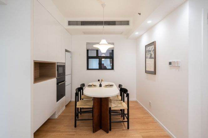 2BR Apartment near Shanghai Railway Station Metro (L1/L3/L4/L12/L13)
