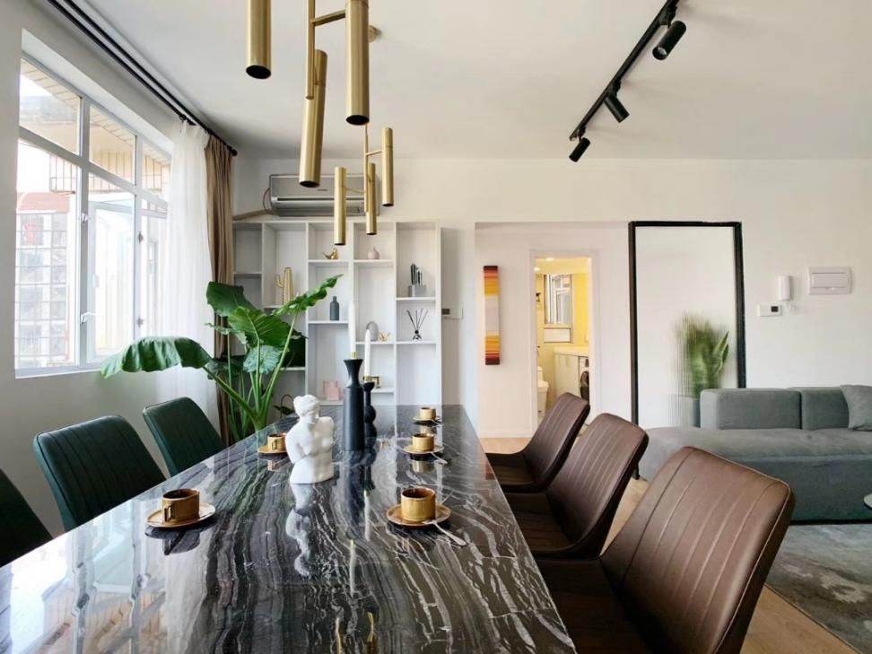 Housing image — Living Room