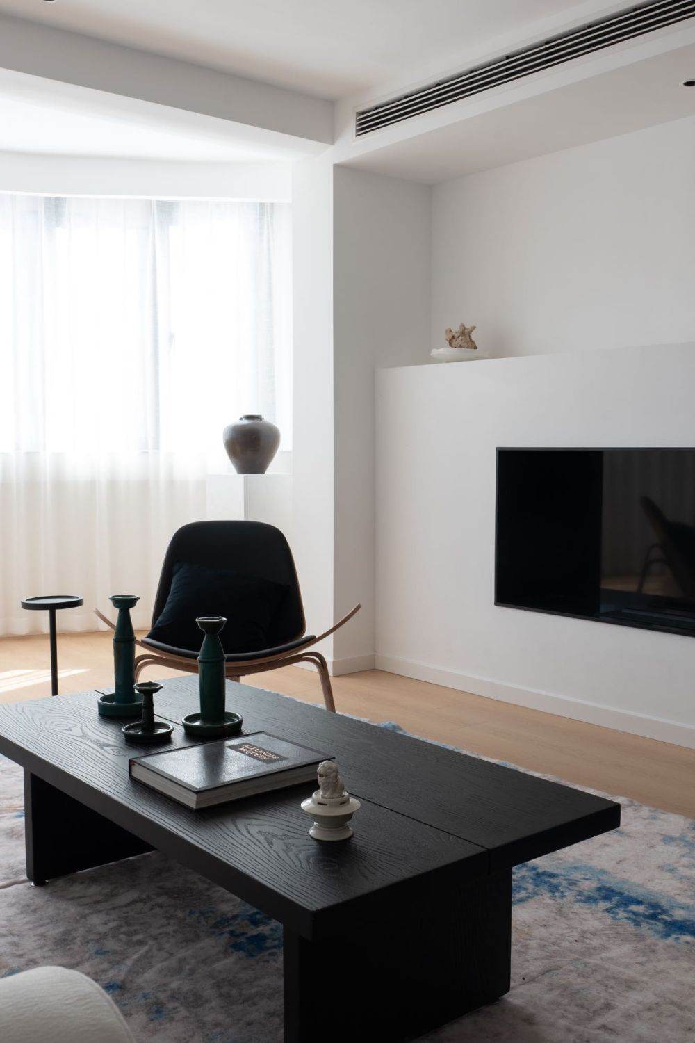 Housing image — Living Room