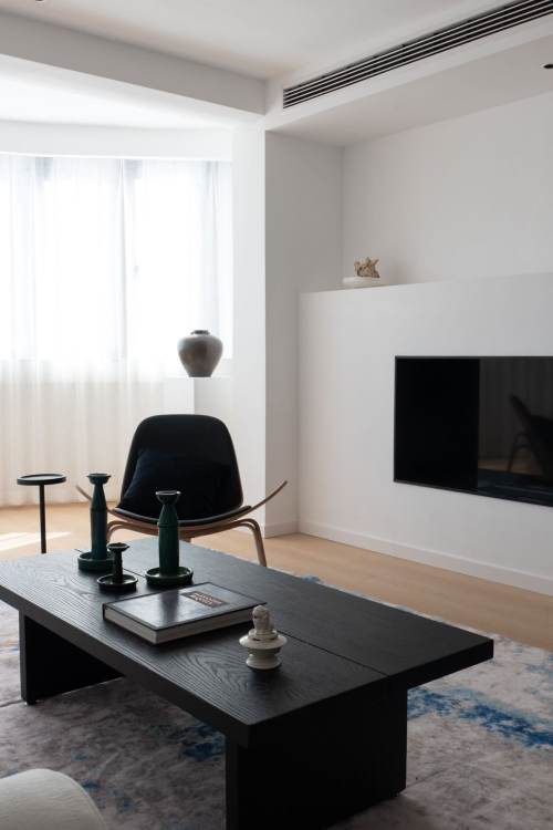 Housing image — Living Room
