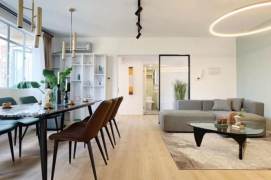 2BR Apartment near Hongqiao Rd Metro