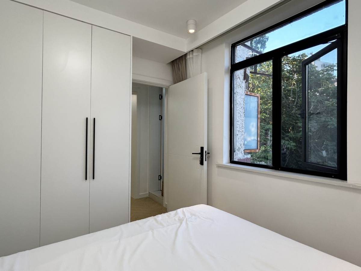Housing image — Bedroom