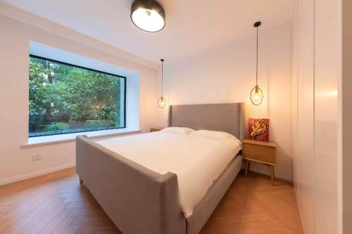 Housing image — Bedroom