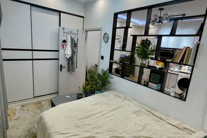 Spacious 1BR Lane House in Old Xuhui with Floor-to-Ceiling Windows (L1/L10/L12/L13)