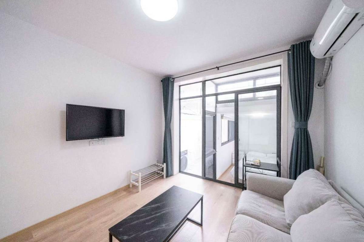 Housing image — Living Room