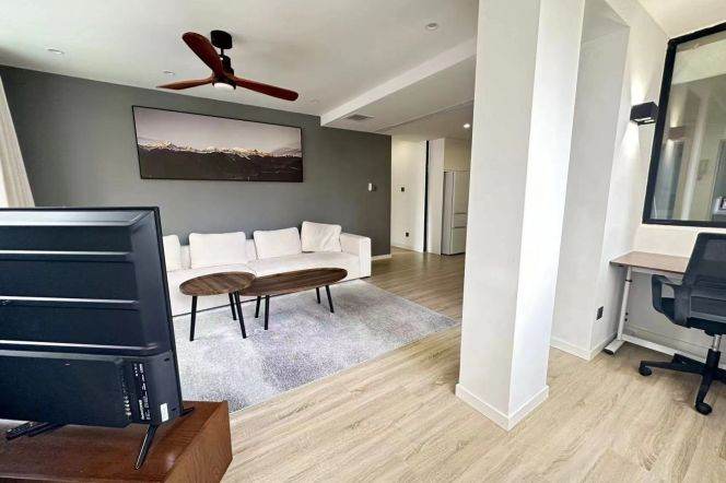 2BR Apartment near Shanghai Library with Green View (L1/L7/L9)