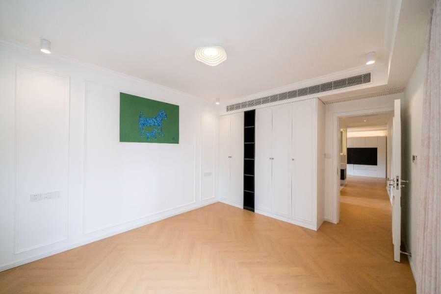 Housing image — Bedroom