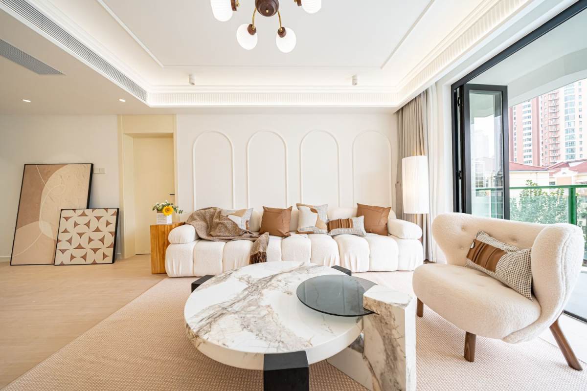 Housing image — Living Room