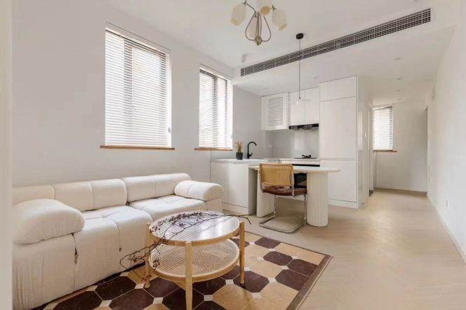 1BR Apartment near Nanjing Xi Lu (L2/L12/L13)