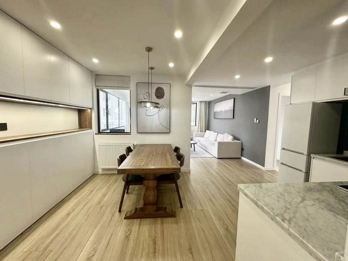 Housing image — Dining Area